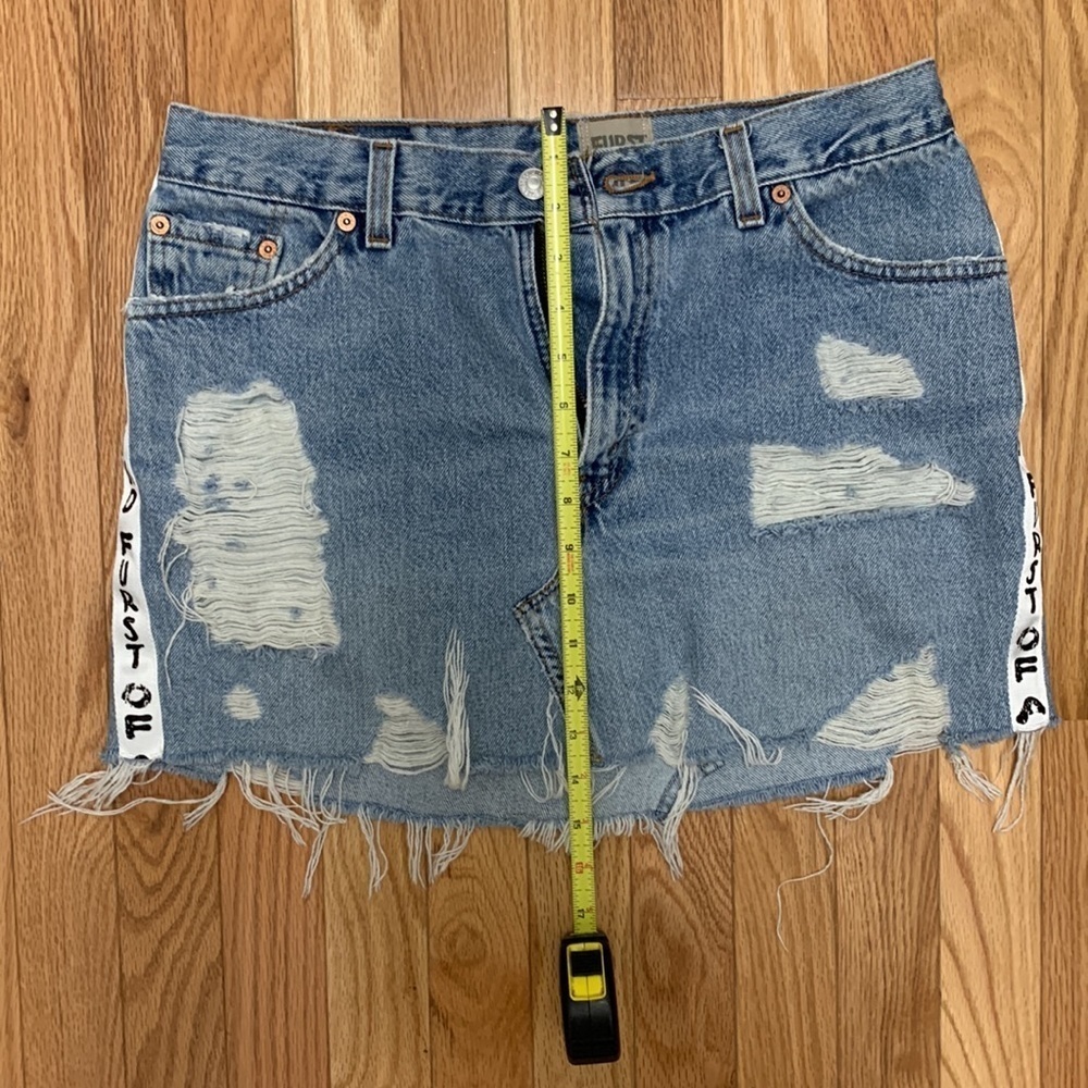 FURST‎ OF A KIND Distressed Denim Skirt White Stripe Ripped Raw Hem Blue Jeans - Picture 5 of 6